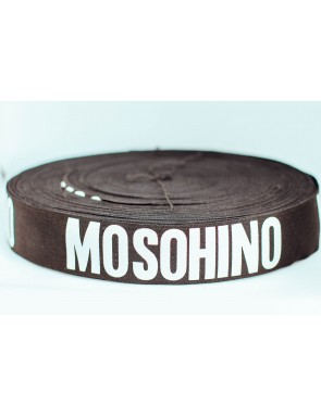 РЕЗИНКА с надписью  MOSCHINO  5,0 в упак45   арт 1214 белые буквы