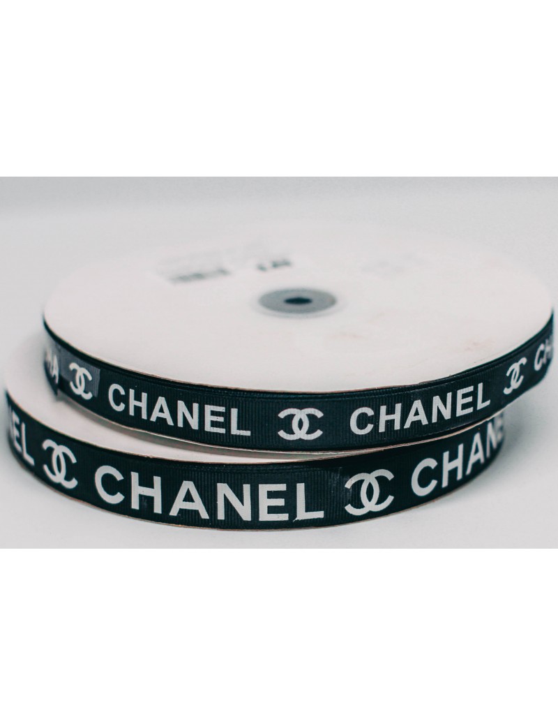 Лента стропа CHANEL  2,0 см в упак1 метраж100  арт 7720 черный белые буквы