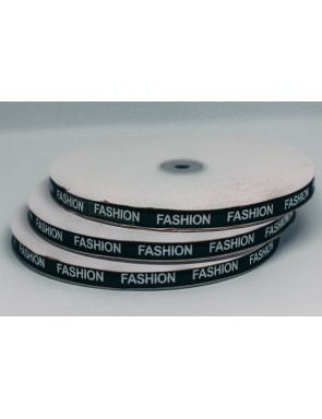 Лента стропа FASHION  1,0 см в упак1 метраж50  арт 7213 черный белые буквы
